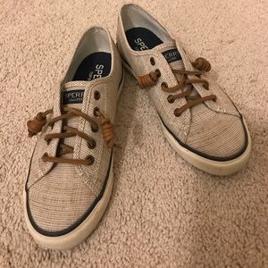 Sperry Top Sider Size 6.  Tan with Navy Trim